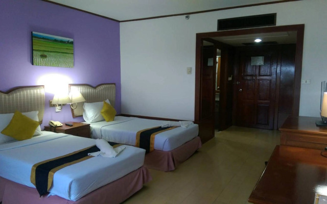 Wattana Park Hotel