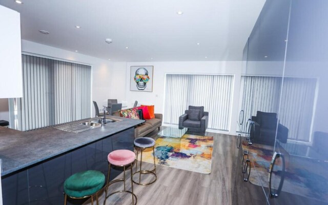 Immaculate 2-bed Apartment in London