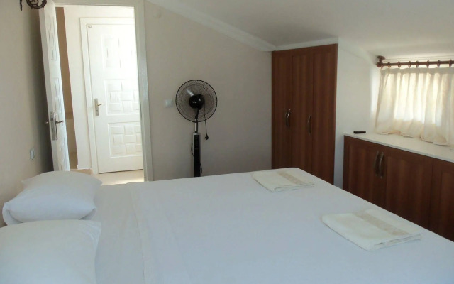 Cam Hotel