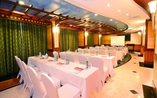Leader Al Muna Kareem Hotel