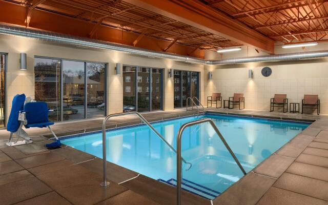 Hampton Inn & Suites Clayton/St. Louis-Galleria Area