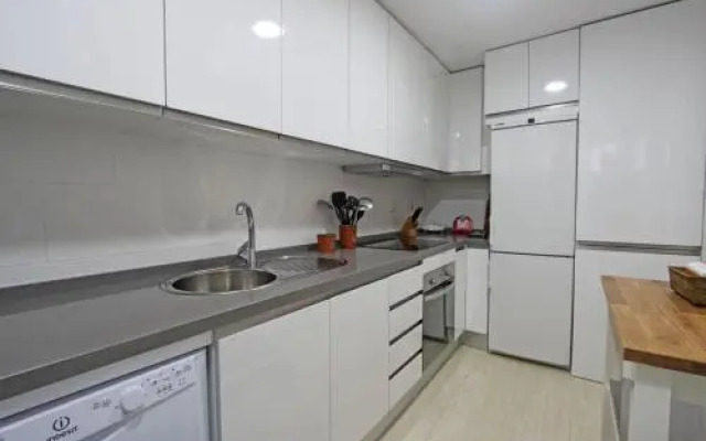 1104 First Line Beach Apartment Golden Beach Pool