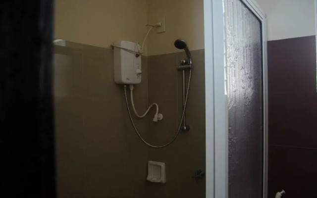 Alan Sr. Residences