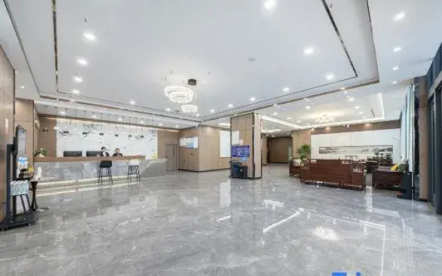 Luchun Duma Hotel