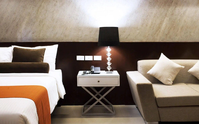 Grace Crown Hotel