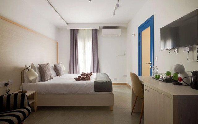 Kirxa Rooms and Suites