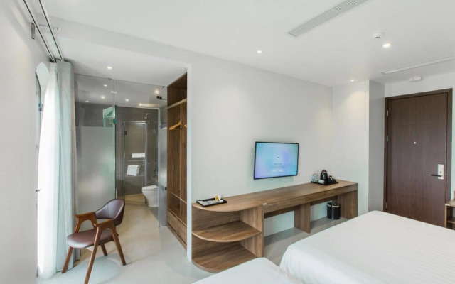 The Twin Hotel