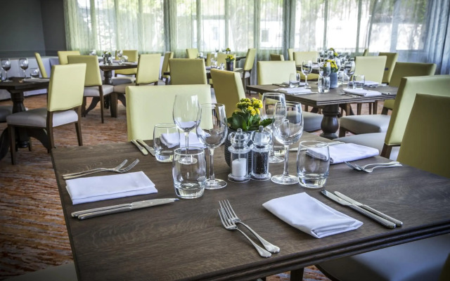 Mercure Bristol North The Grange Hotel