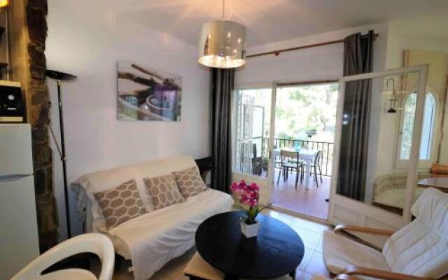 Pujada Puig Rom Vistas Al Mar