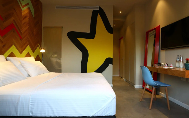 Cucu Hotel