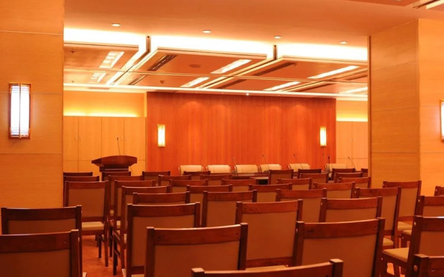 Rising Dragon International Hotel