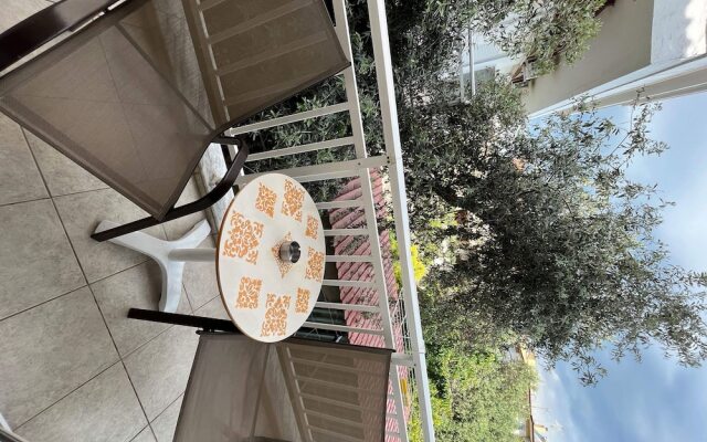 Room in Studio - Beautiful Room in Limenaria, Only Five Minutes Away From Center