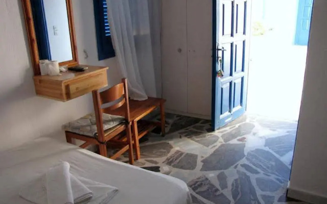 Perissa el mar rooms