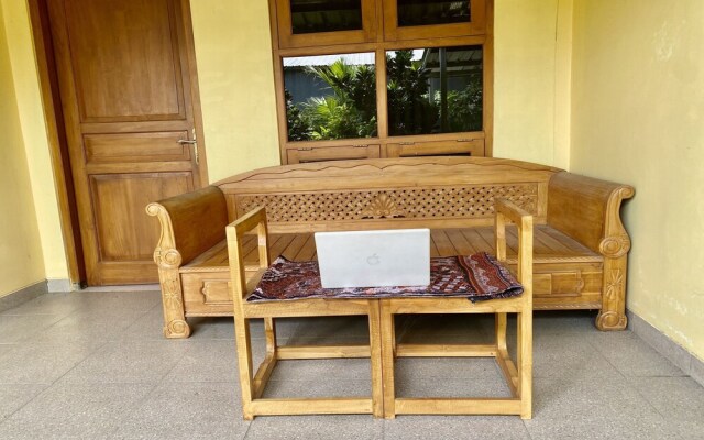 Capital O 93601 Manda Homestay Syariah