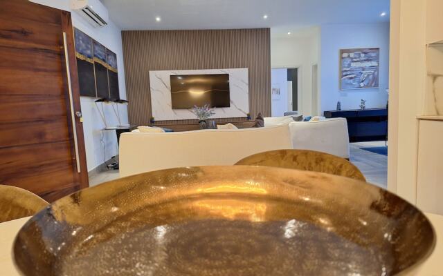 Victor Regents Apartment