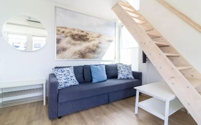 Green Shine Apartment, By Cohost