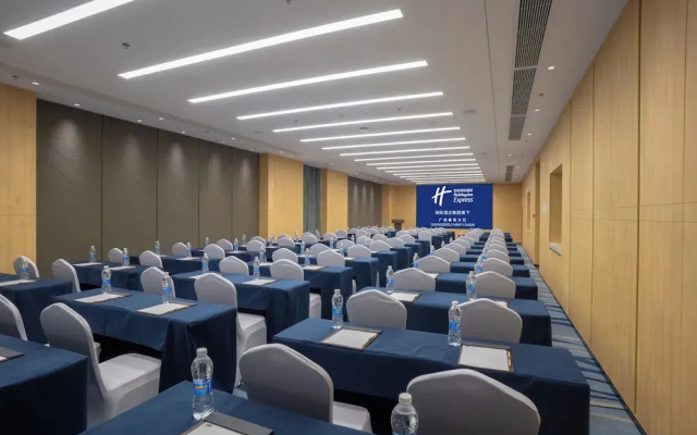 Holiday Inn Express Guangzhou Panyu Dashi by IHG