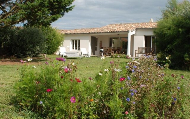 Apartments And Villas - Saint Clement Des Baleines