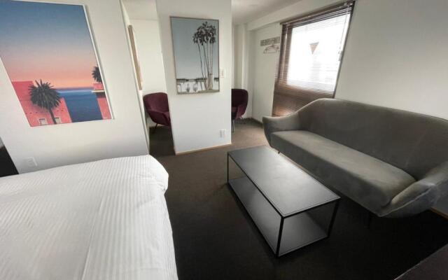 8HOTEL Chigasaki