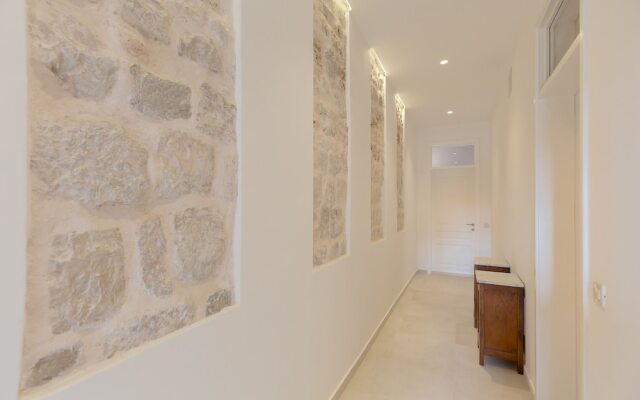 Hedera Estate, Hedera A4