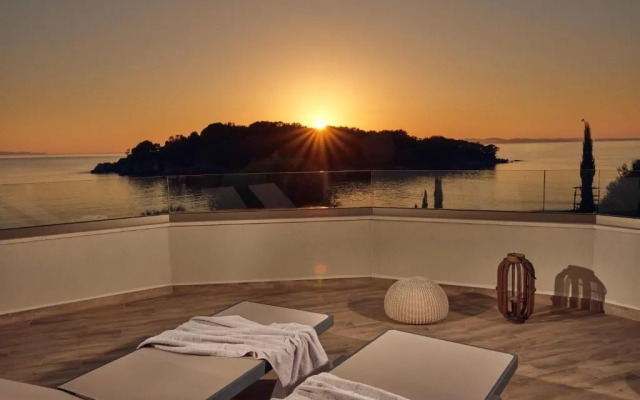 Prima Vista Beachfront Boutique Hotel