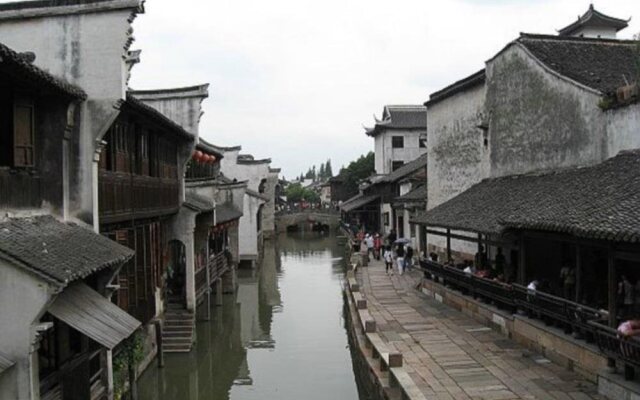 Wuzhen Wangshui Renjia Inn