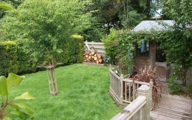 Coed Y Bryn Bed And Breakfast