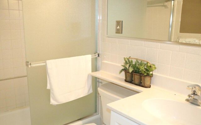 Jamaica Royale - T41 - 2 Br Condo