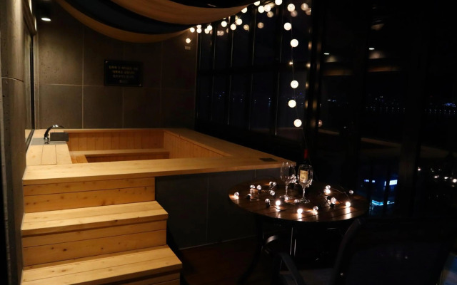 Louis Boutique Hotel