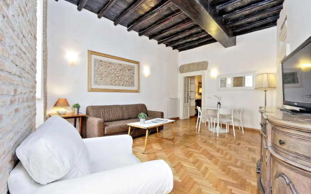 Spanish Steps Area - My Extra Home