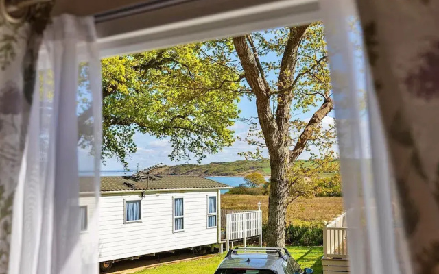 Mobile Home Isle of Wight Near Thorness Bay