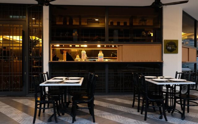 1969 Business Suites