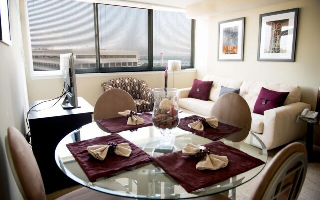 Crystal Quarters Furnished Apartments At The Gramercy