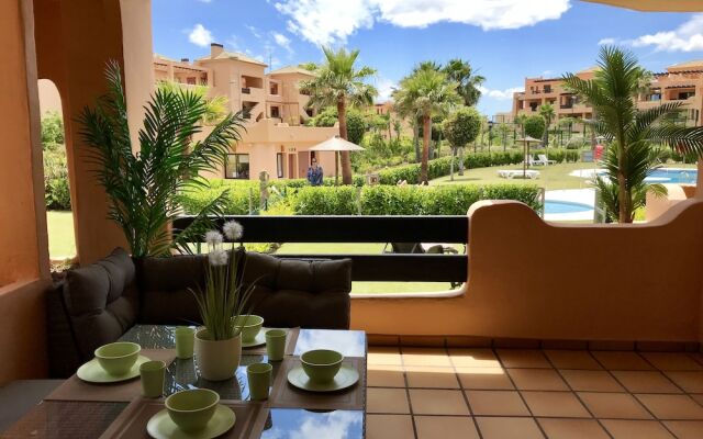Casares Beach Golf Apartment With Private Garden and Pool Access
