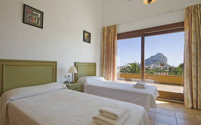 Villa - 6 Bedrooms with Pool and WiFi - 104983