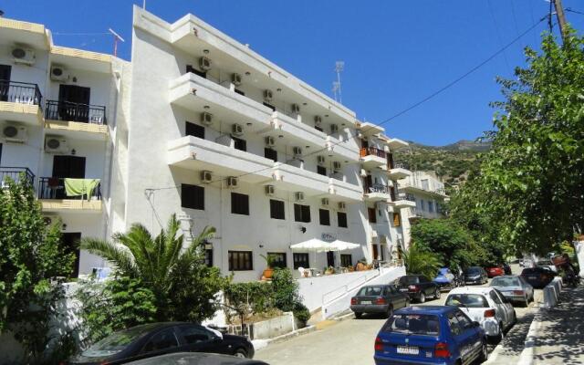 Oinoi Hotel