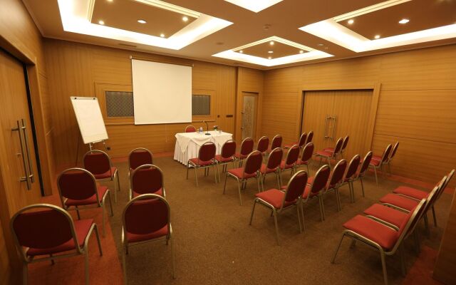 Adora Hotel & Resort