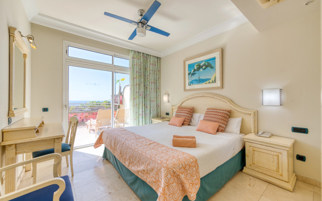 Holiday Club Playa Amadores