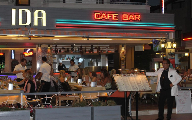 Ida Hotel