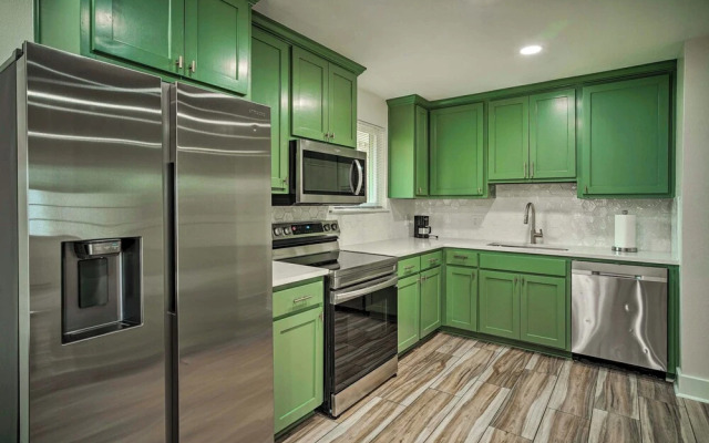 Residential Baton Rouge Vacation Rental!