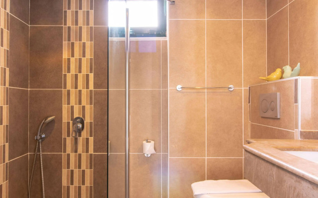 Bahar Hotel (+12 Adult )