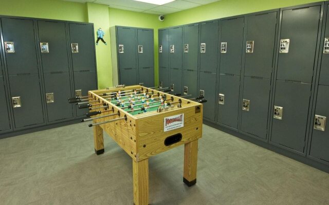 HI Seattle at the American Hotel