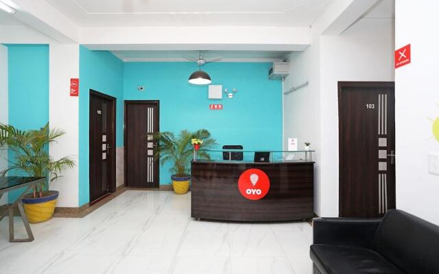 OYO 10928 Go Rooms
