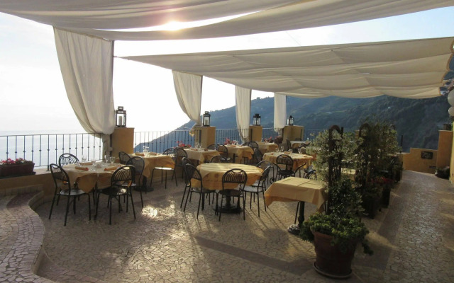 Il Borgo di Campi