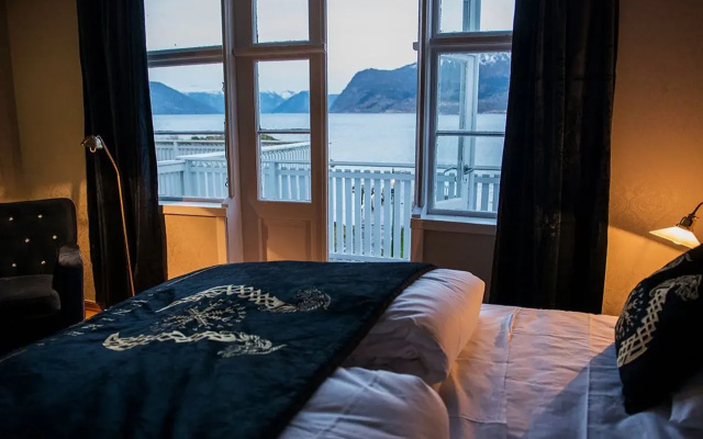 Leikanger Fjordhotel - Unike Hoteller