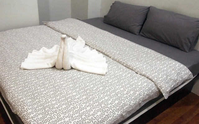 Sunny Hostel Phuket