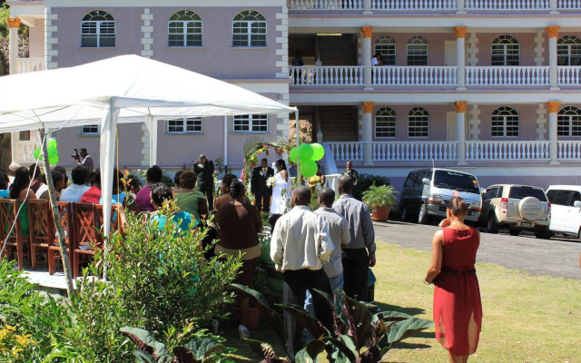 Rejens Hotel