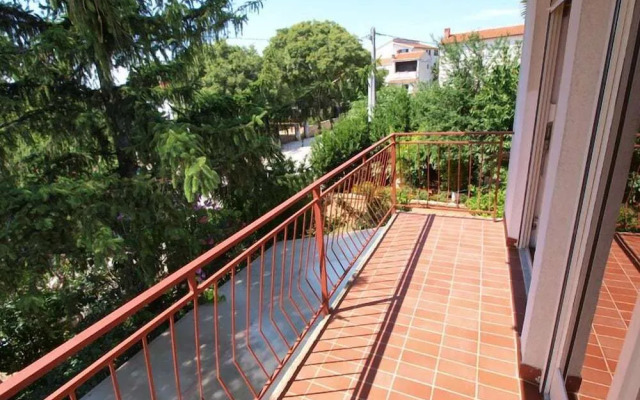 Apartments Roza 712