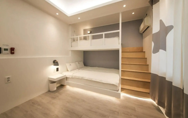 Backpackers in Yeosu - Hostel