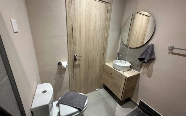 Sun Plaza Suites - Adults Only